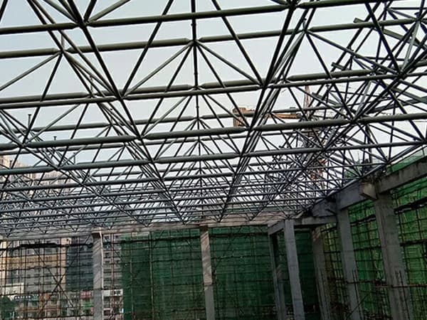 葫芦岛螺栓球网架工程报价